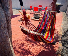 Your Downtown Cozy Studio With Backyard Unit C